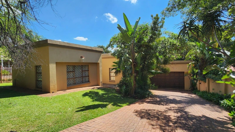 To Let 4 Bedroom Property for Rent in Cashan North West